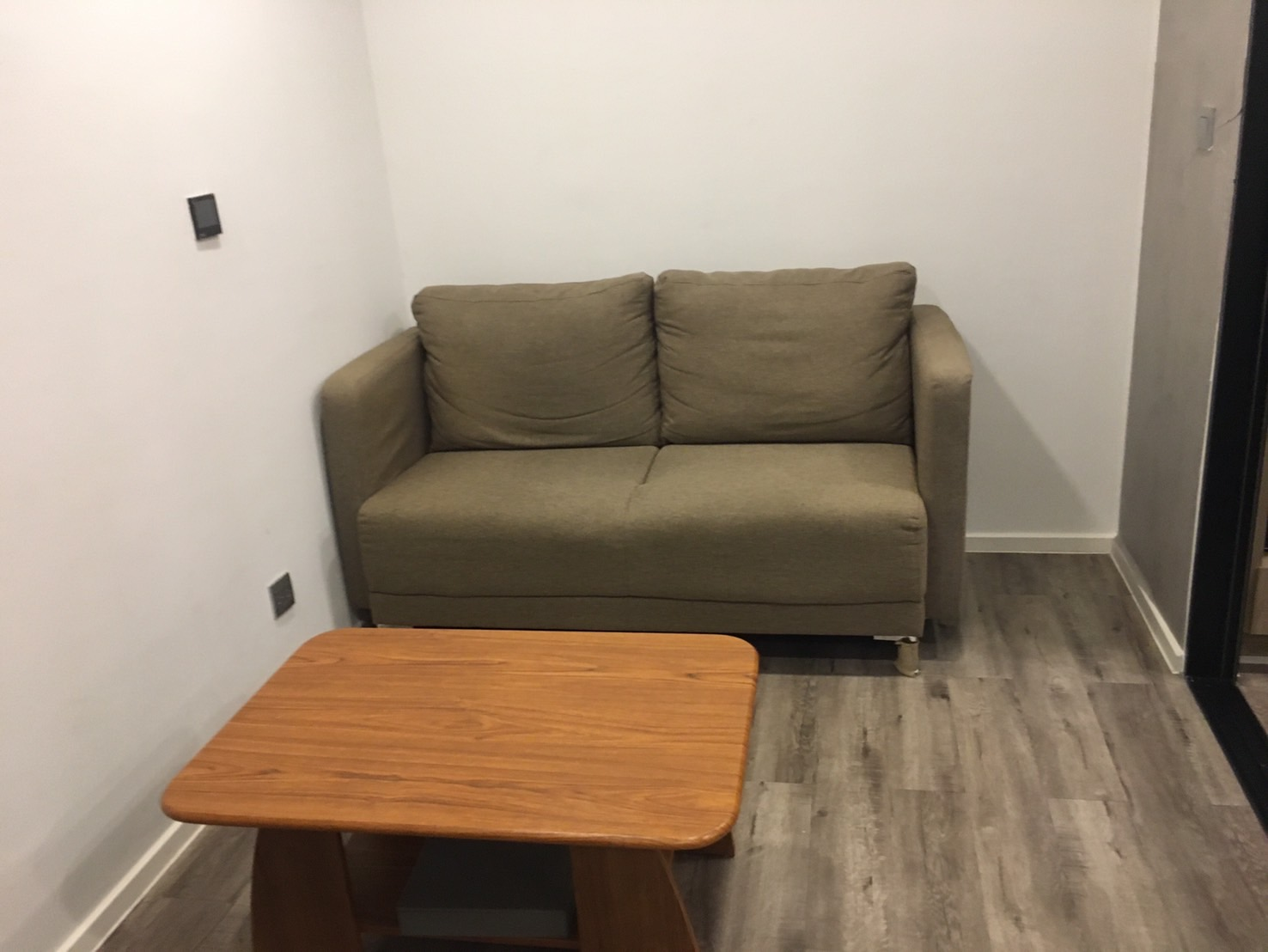 Brown Condo Huaikwang For Sale - Property photo 2