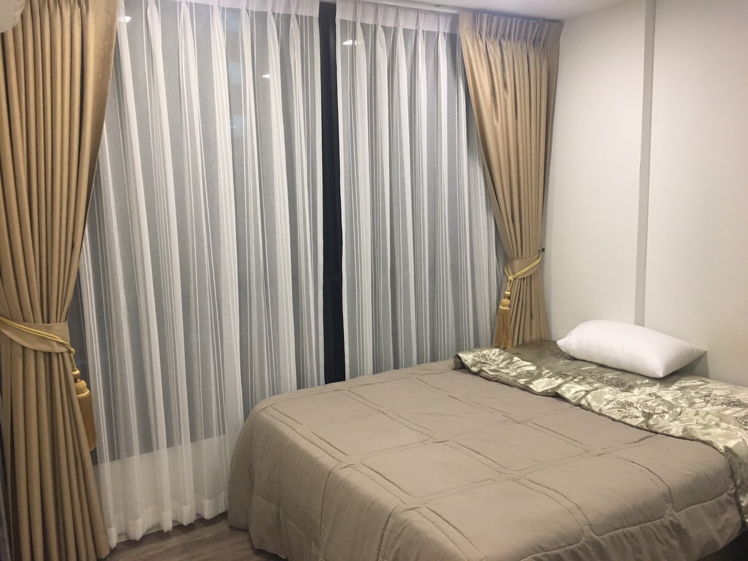 Brown Condo Huaikwang For Sale - Property photo 4