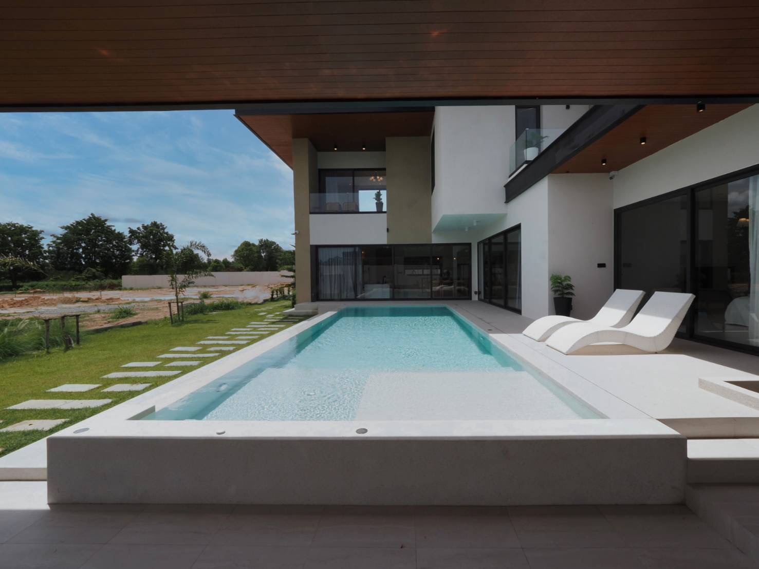 วิลล่าหนองปลาไหล พัทยา ขนาด 628 ตร.ม. - Property photo 3