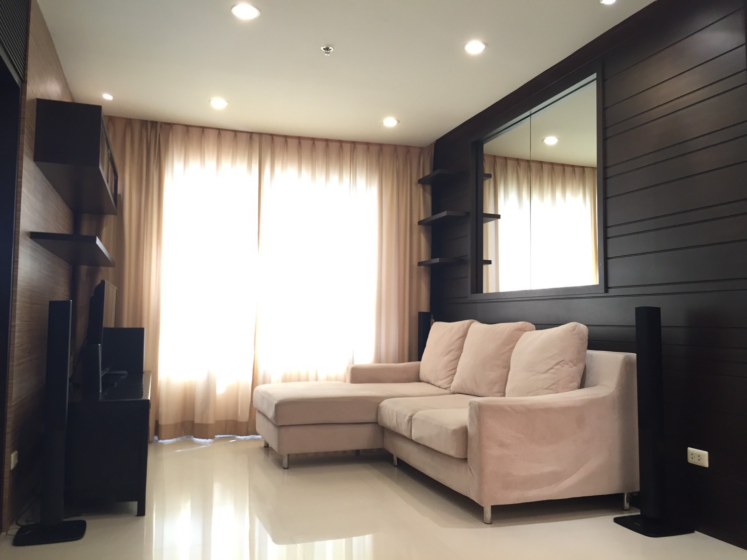 Condo One X Sukhumvit 26 For Sale