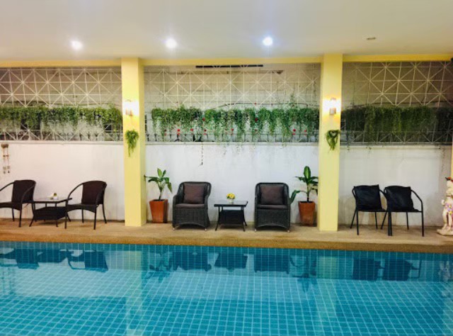 Hotel for Sale Central - Property photo 4