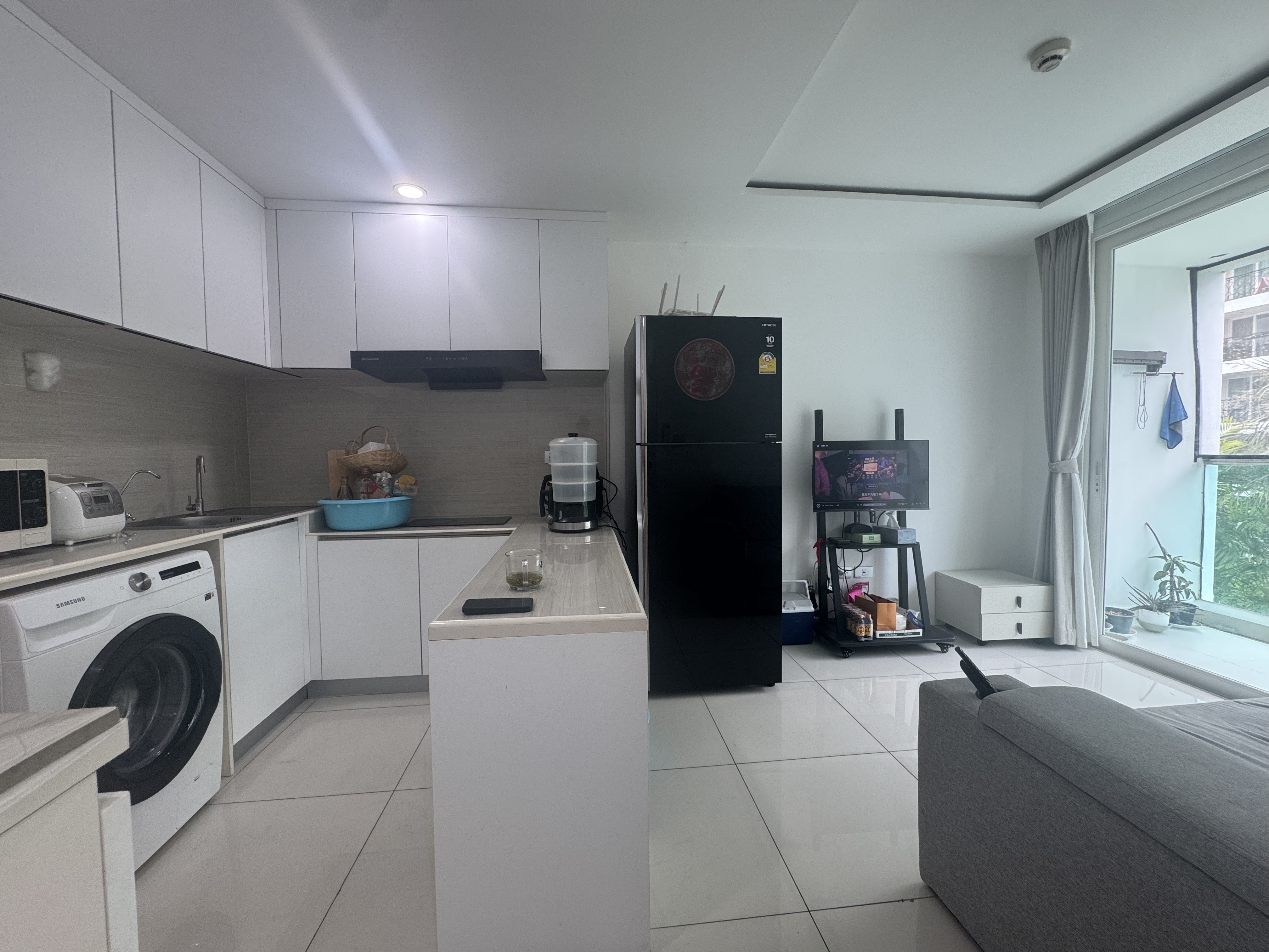 Amazon - Property photo 4