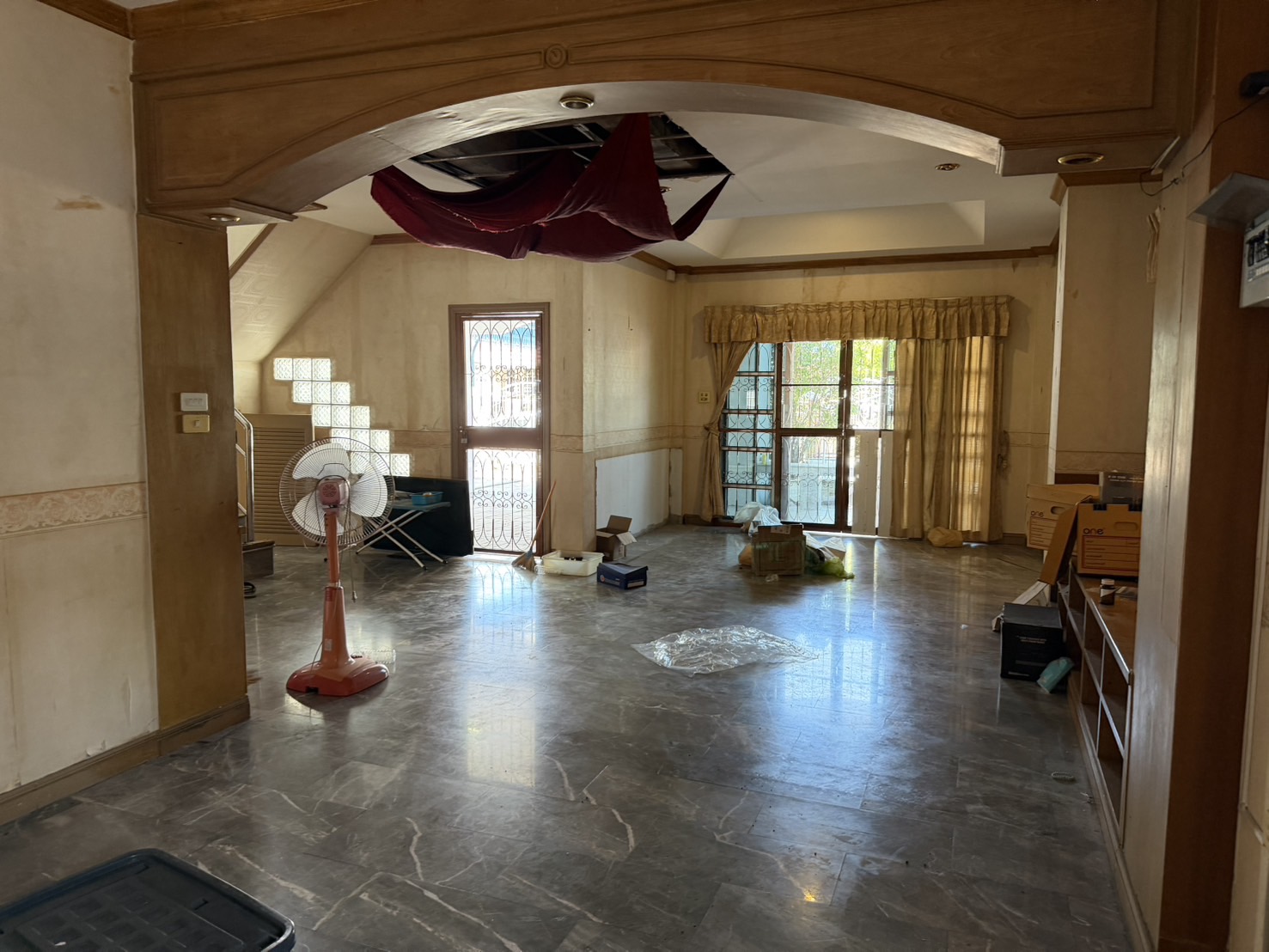 中天双层别墅，占地 324 平米，4 卧 4 卫，生活区- 靠近海边 - Property photo 2